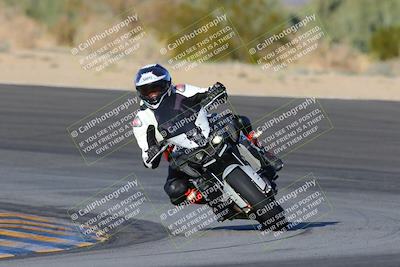 media/Dec-18-2022-SoCal Trackdays (Sun) [[8099a50955]]/Turn 10 (140pm)/